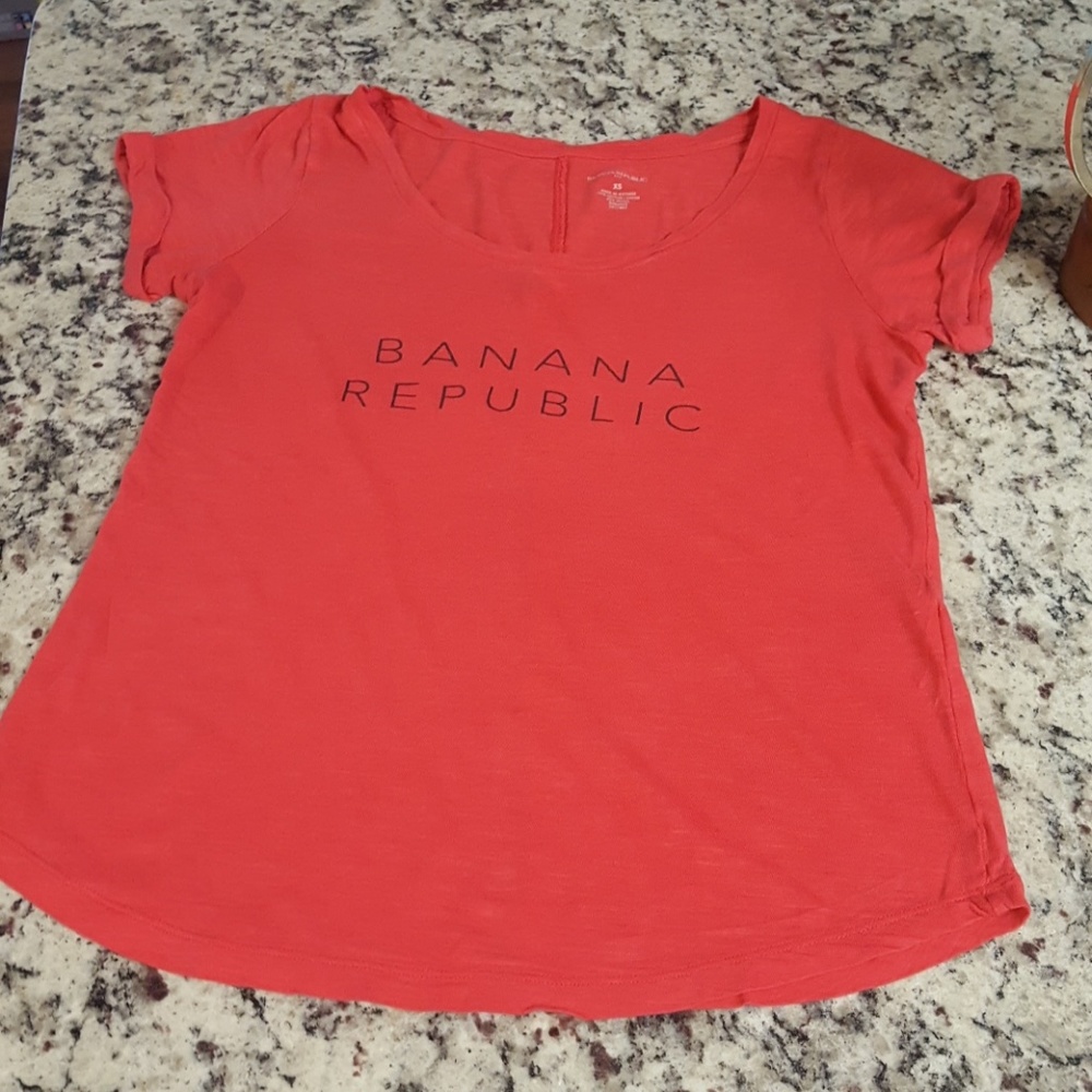 (4×$25) Banana Republic shirt